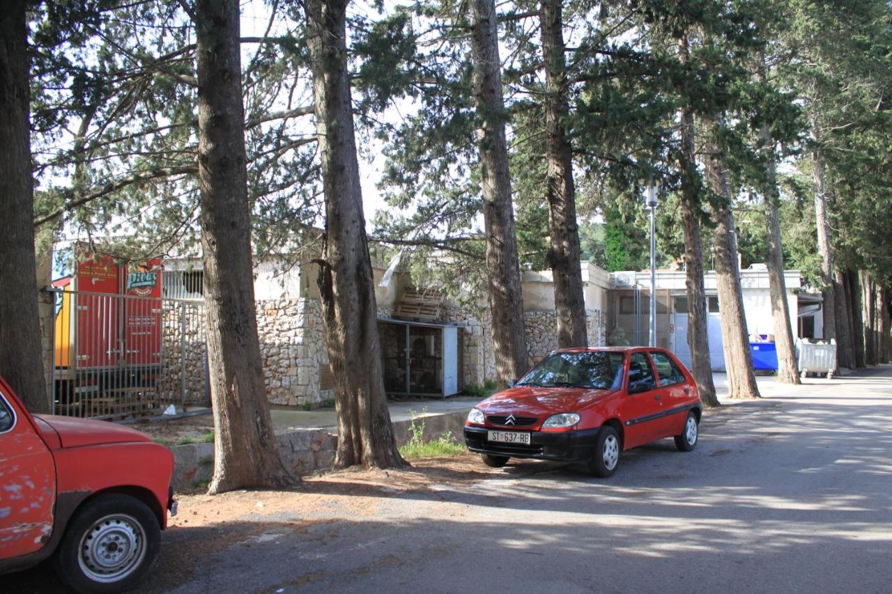 Apartments With A Parking Space Jelsa, Hvar - 8713 Jelsa  Extérieur photo